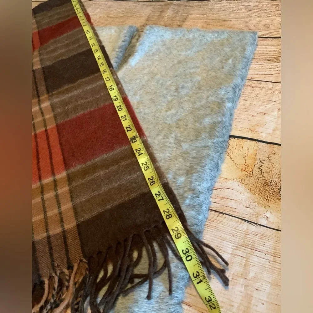 Jeffrey Banks 100% Wool Plaid Fringe Scarf